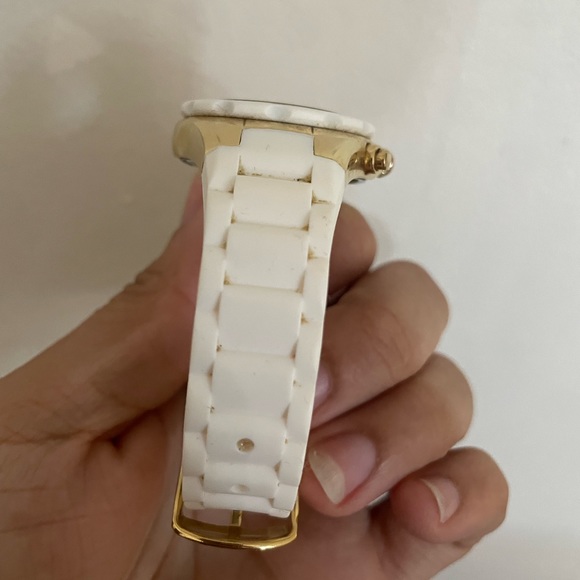 Michele Watch White and Gold - Picture 5 of 5
